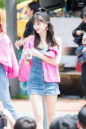 Photo : Momo