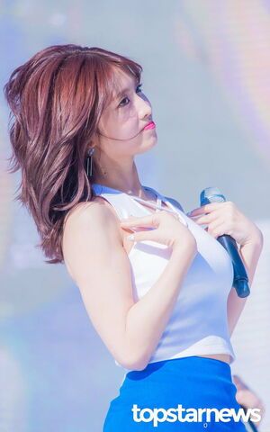 Photo : Momo