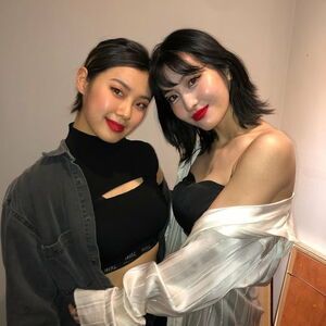 Photo : Momo with her choreographer Leejung Lee