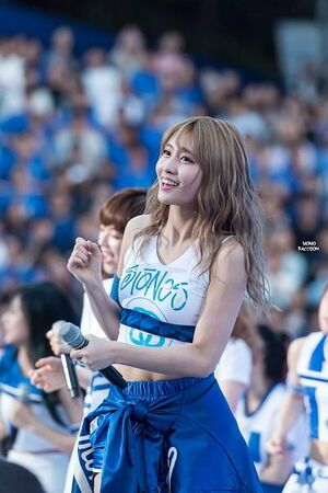 Photo : Momo
