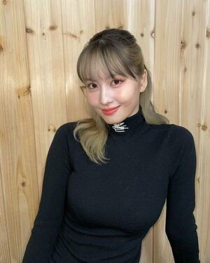 Photo : Momo