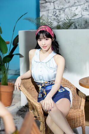 Photo : Momo