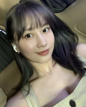 Photo : Twice - Momo