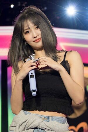 Photo : Momo