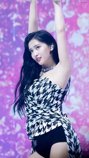 Photo : Momo