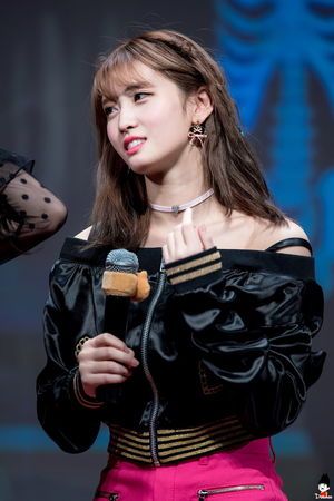 Photo : Momo