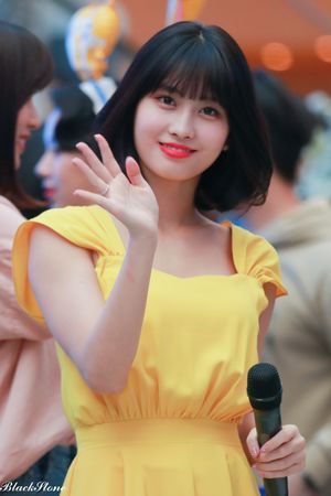 Photo : Momo