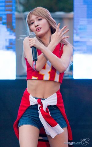 Photo : Momo