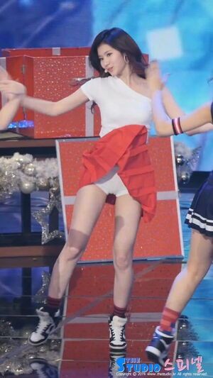 Photo : TWICE- Sana