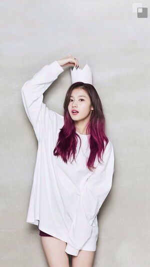 Photo : Sana's favorite color Sana