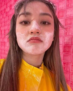 Photo : Flour game aftermath Jihyo