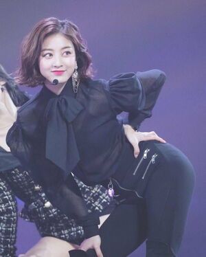 Photo : TWICE - Jihyo