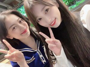 Photo : 75_yabuki Instagram Update - Nako (former IZ*ONE member) wishing Jihyo a happy birthday “Jihyo unnie HAPPY BIRTHDAY ”