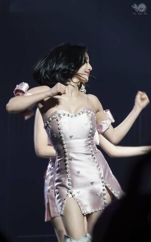 Photo : Jihyo - TWICE