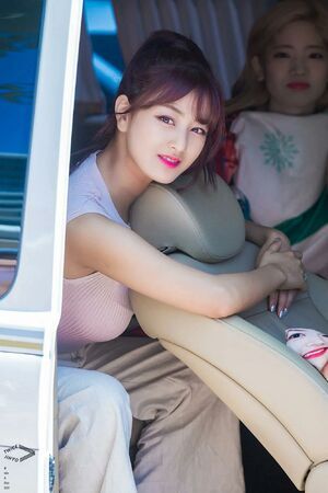 Photo : Jihyo