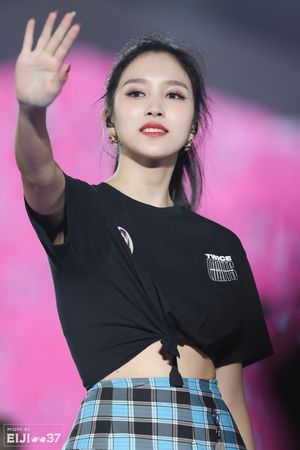 Photo : Mina My?i