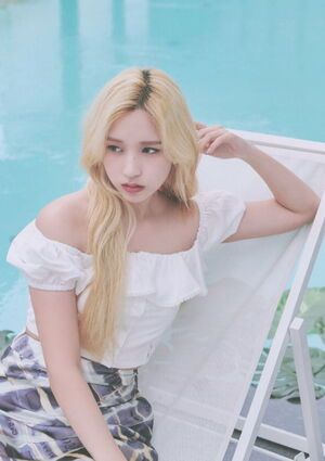 Photo : Mina