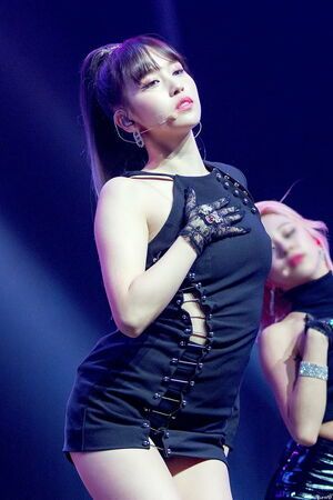 Photo : Stunning Mina