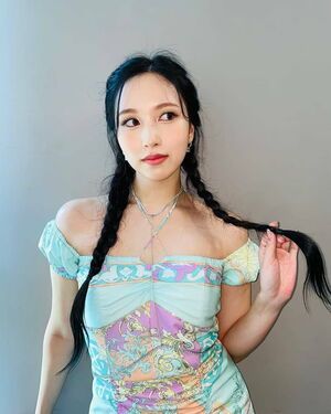 Photo : Mina looking stunning 2