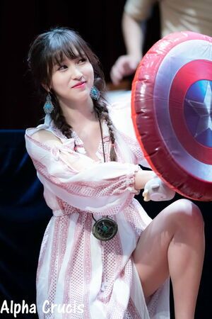 Photo : TWICE - Mina