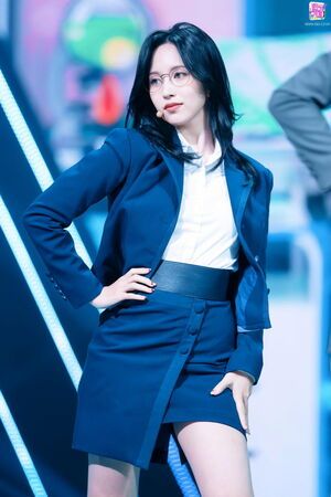 Photo : 211125 - Mina