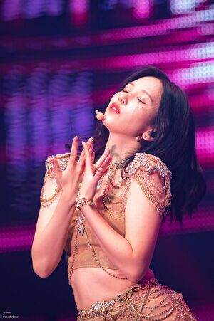 Photo : Mina - TWICE