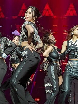 Photo : TWICE - Mina