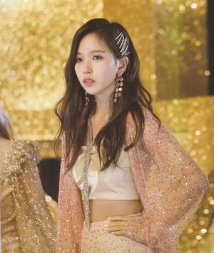 Photo : Stunning Mina