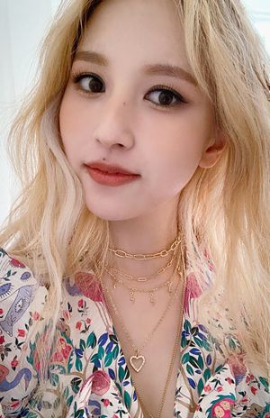 Photo : Mina is gorgeous