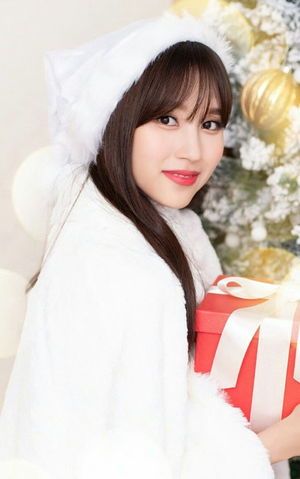 Photo : 'White Santa' Mina