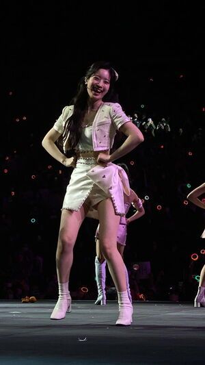 Photo : Dahyun with her smile set to stun