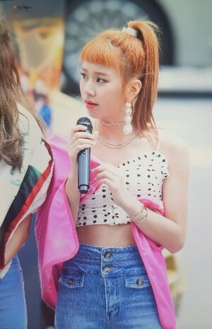Photo : Chaeyoung