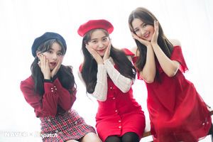 Photo : Chaeyoung (TWICE), Yeri (Red Velvet) and Nancy (Momoland)
