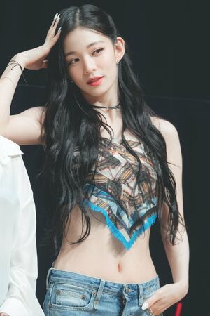 Photo : Chaeyoung