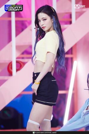 Photo : Chaeyoung