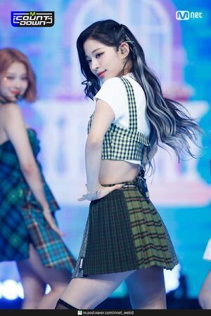 Photo : Chaeyoung