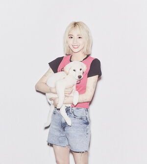 Photo : Ohboymagazine Instagram Update - Chaeyoung