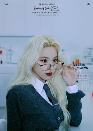 Photo : 211102 - Chaeyoung