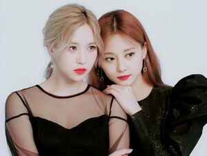 Photo : Mina + Tzuyu = Visual Overload