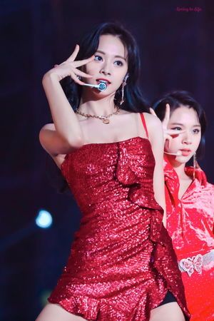 Photo : Tzuyu in red (ft. Chaeyoung)
