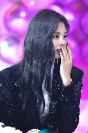 Photo : Interesting Tzuyu