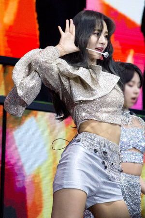 Photo : Miss Chou Tzuyu