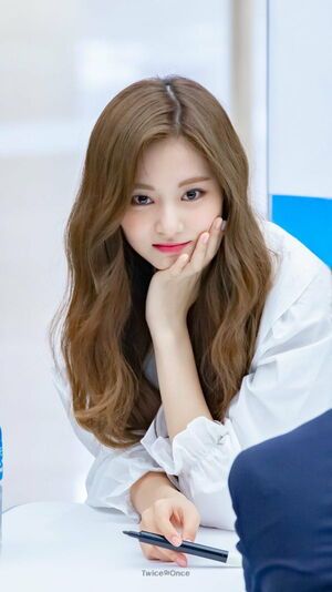 Photo : Tzuyu