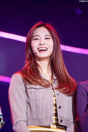 Photo : Happy Tzuyu