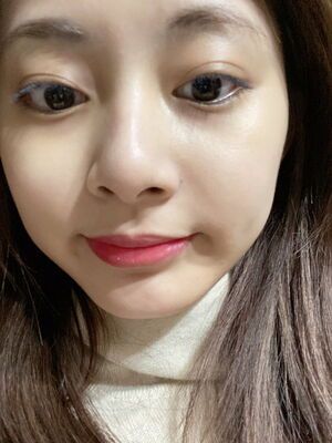 Photo : Tzuyu bubble update 24.01.22