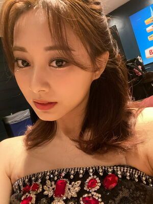 Photo : Tzuyu bubble update