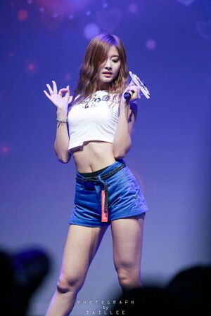 Photo : Tzuyu