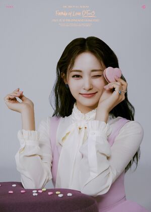 Photo : Happy Birthday Chou Tzuyu