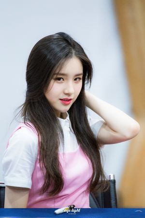 Photo : Heejin