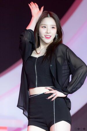 Photo : Loona - heejin